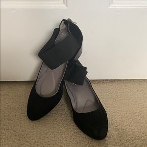 Black heels with slight wedge, ankle straps